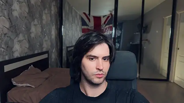 Snapshot of keanu_reevez chatting on 10/17/25, 02:08 keanu reevez online show from 10/17/25, 02:08