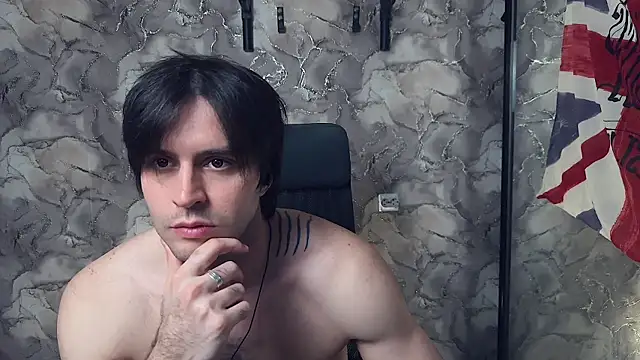 Snapshot of keanu_reevez chatting on 04/16/26, 11:00 keanu reevez online show from 04/16/26, 11:00