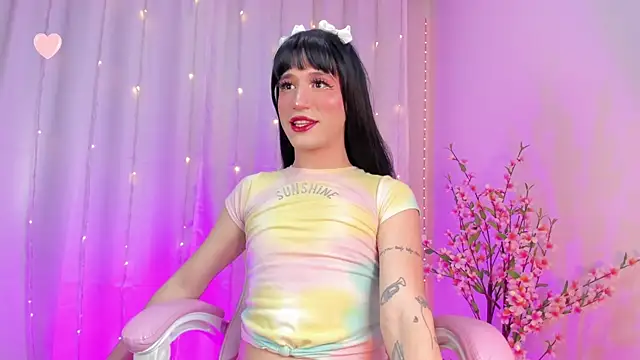 rosseblondee online show from 09/15/25, 09:37