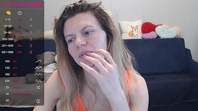 Snapshot of night_is_dark chatting on 01/28/25, 05:35 night is dark online show from 01/28/25, 05:35