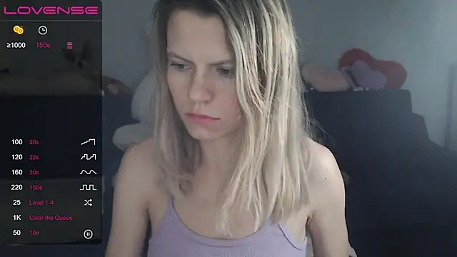 Snapshot of night_is_dark chatting on 02/25/25, 09:35 night is dark online show from 02/25/25, 09:35