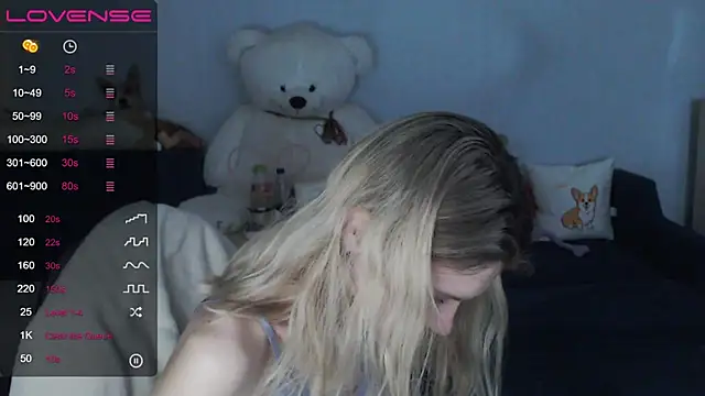 Snapshot of night_is_dark chatting on 02/28/25, 12:21 night is dark online show from 02/28/25, 12:21