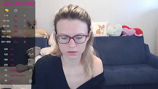 Snapshot of night_is_dark chatting on 03/15/25, 02:34 night is dark online show from 03/15/25, 02:34