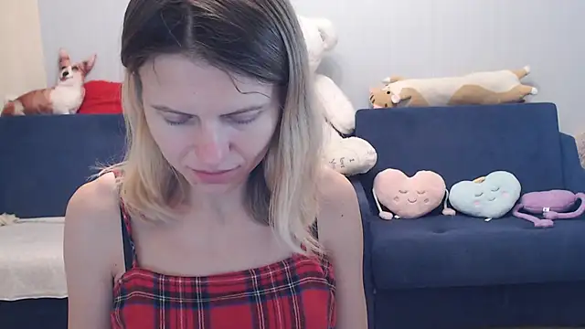 Snapshot of night_is_dark chatting on 09/18/25, 04:20 night is dark online show from 09/18/25, 04:20