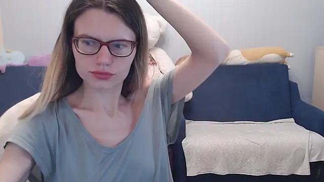 Snapshot of night_is_dark chatting on 11/09/25, 05:22 night is dark online show from 11/09/25, 05:22