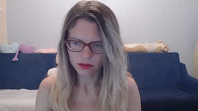 night is dark online show from 07/07/26, 07:29