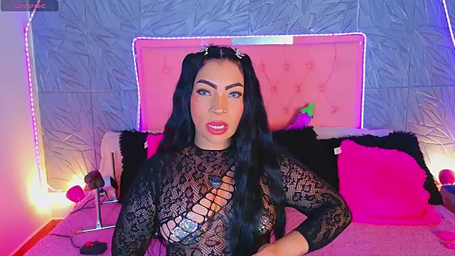 Snapshot of macasweet chatting on 10/03/25, 10:40 macasweet online show from 10/03/25, 10:40