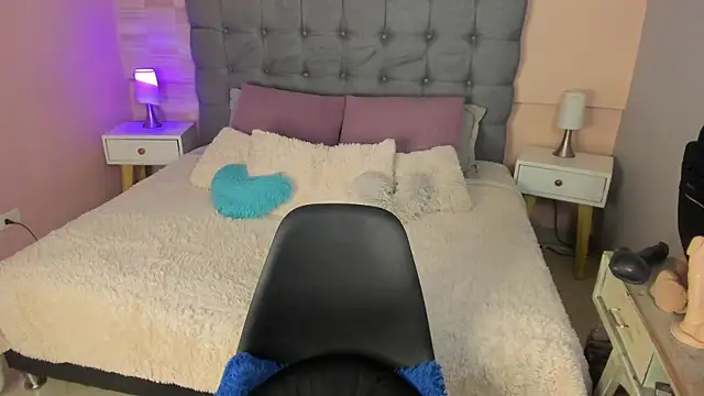  Abril W online show from 10/02/25, 11:56