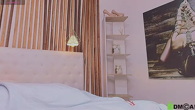 valerie lya online show from 04/14/26, 12:33