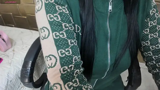 Nara belen online show from 04/11/26, 03:33