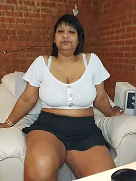 Lilybanx online show from 04/10/26, 07:40