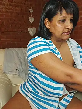 Lilybanx online show from 04/15/26, 07:32