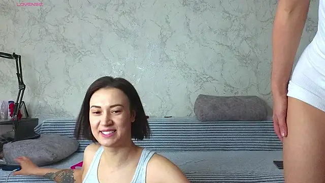 sweeetgirls2021 online show from 05/09/26, 03:12