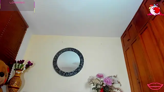 Snapshot of NicoleSantana chatting on 05/14/26, 10:16 NicoleSantana online show from 05/14/26, 10:16