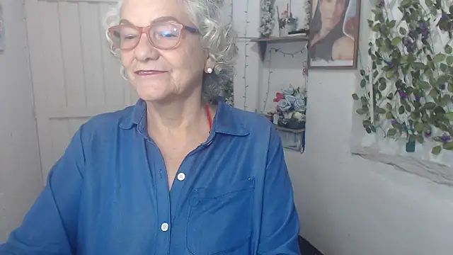 FunnyGrandma online show from 10/13/25, 11:27