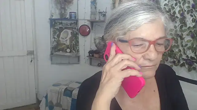 FunnyGrandma online show from 03/05/26, 12:17