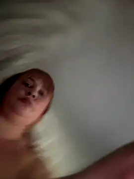 Model9798 online show from 10/08/25, 10:13