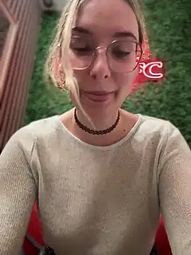 The Snowwhitee online show from 02/13/25, 10:33