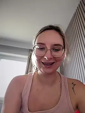 The Snowwhitee online show from 02/15/25, 12:54