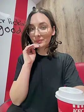 The Snowwhitee online show from 04/10/26, 09:08