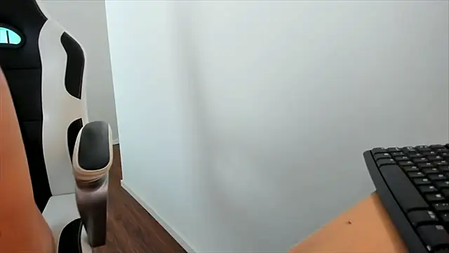 CallMeAngelica online show from 01/06/26, 12:53