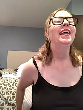 SweetandNaughty1 online show from 10/19/25, 04:51