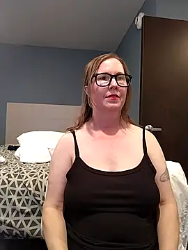 SweetandNaughty1 online show from 10/20/25, 04:57
