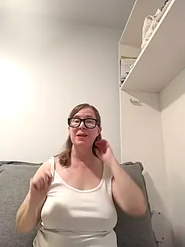 SweetandNaughty1 online show from 10/27/25, 09:19