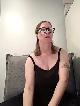 SweetandNaughty1 online show from 10/31/25, 08:21