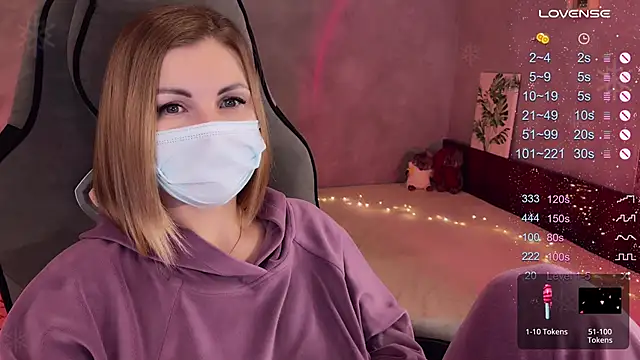 Snapshot of Your_Sweet_Lilu chatting on 02/13/25, 08:45 Your Sweet Lilu online show from 02/13/25, 08:45