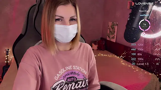 Snapshot of Your_Sweet_Lilu chatting on 02/17/25, 07:42 Your Sweet Lilu online show from 02/17/25, 07:42