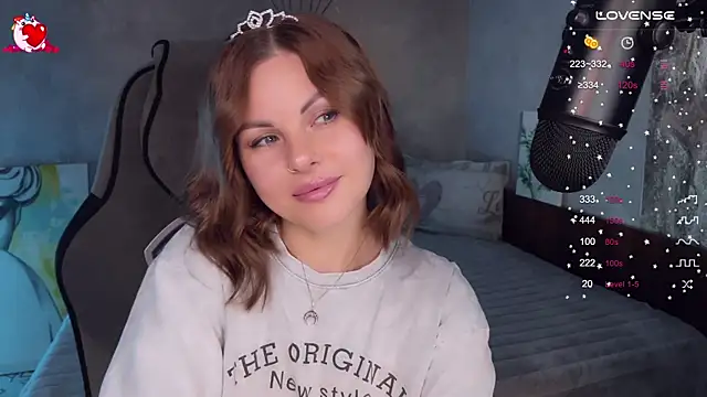 Snapshot of Your_Sweet_Lilu chatting on 09/25/25, 02:10 Your Sweet Lilu online show from 09/25/25, 02:10