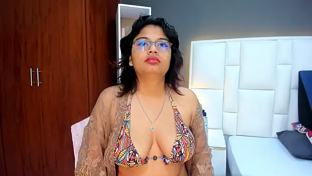 yeral2017 online show from 02/18/26, 04:03