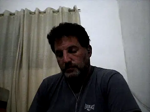 Snapshot of Reload_033 chatting on 06/04/26, 04:07 Reload 033 online show from 06/04/26, 04:07