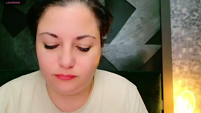 AleshaArabian online show from 01/12/25, 08:14