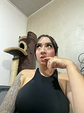 EmmyEvans1 online show from 03/27/26, 07:13