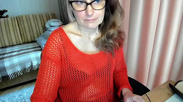 lauraoven online show from 03/05/26, 07:26