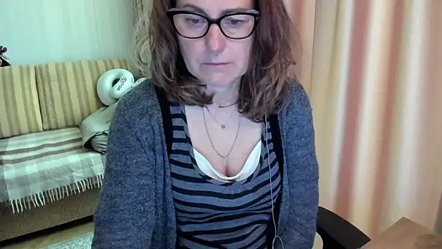 lauraoven online show from 06/03/26, 07:22