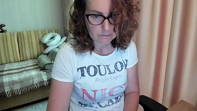 lauraoven online show from 06/10/26, 07:18