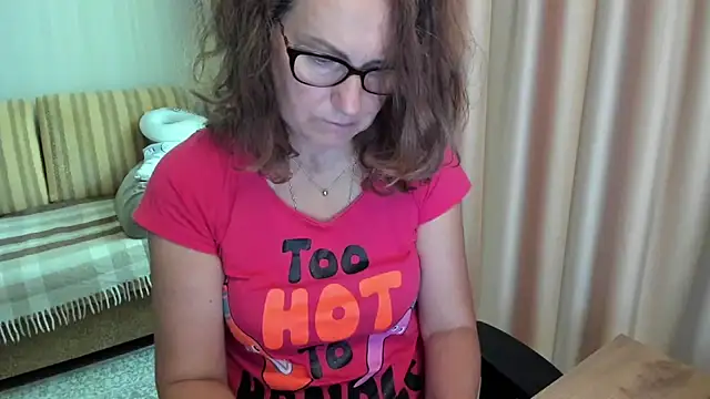 lauraoven online show from 07/11/26, 08:06
