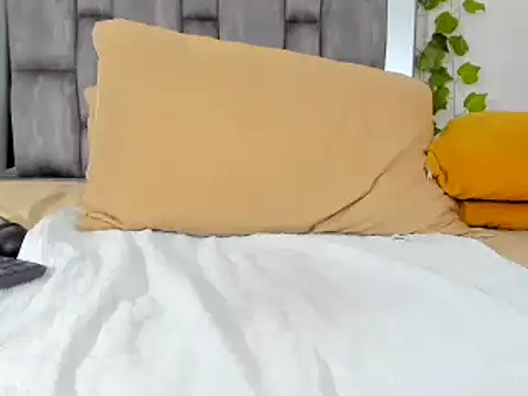 alyssia ocean online show from 10/04/25, 12:36