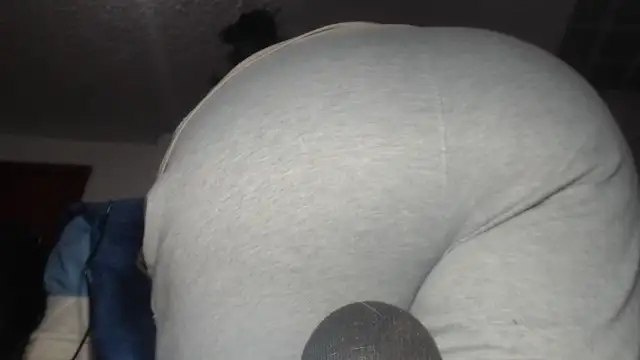 Snapshot of prettyangelsquirt chatting on 05/02/26, 08:36 prettyangelsquirt online show from 05/02/26, 08:36