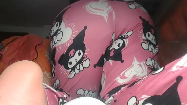 Snapshot of prettyangelsquirt chatting on 06/14/26, 09:28 prettyangelsquirt online show from 06/14/26, 09:28