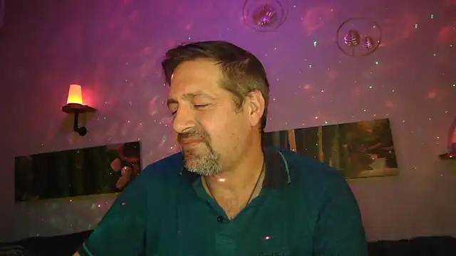 matrikes1 online show from 12/31/24, 07:07