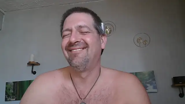 matrikes1 online show from 03/22/25, 02:47