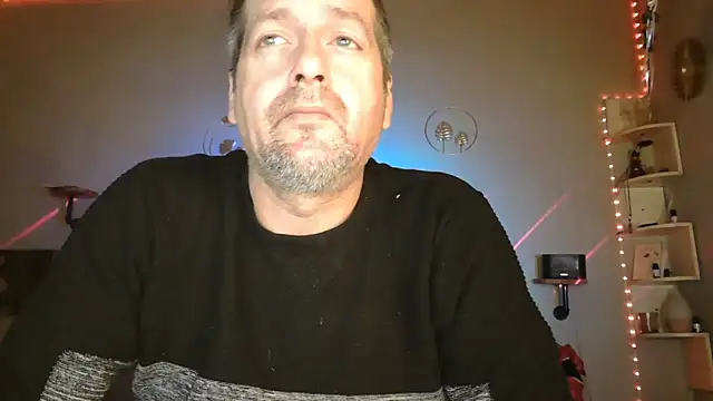 matrikes1 online show from 11/22/25, 01:48