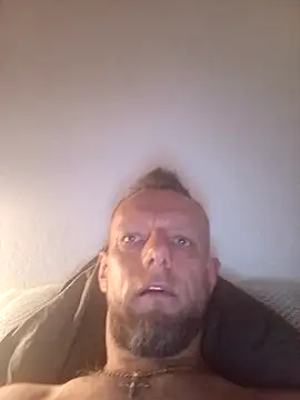 Kw8585kw online show from 04/10/26, 01:55