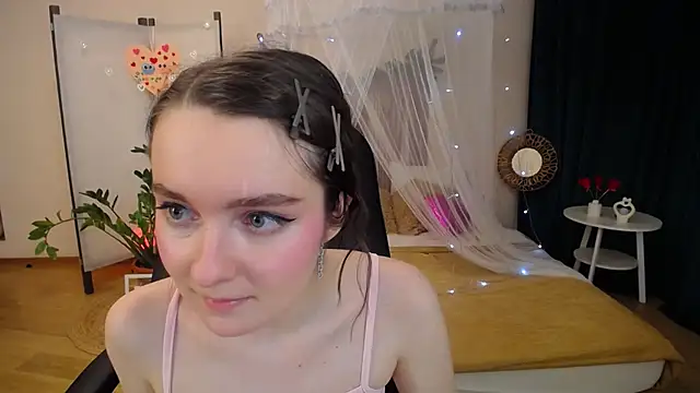 CloudGrace online show from 02/26/25, 06:11