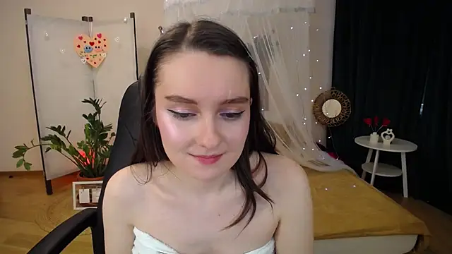 CloudGrace online show from 03/03/25, 06:26