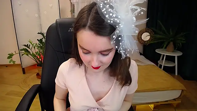 CloudGrace online show from 03/11/25, 03:16